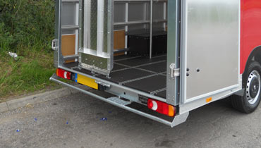 4.1 KneeHi High Roof