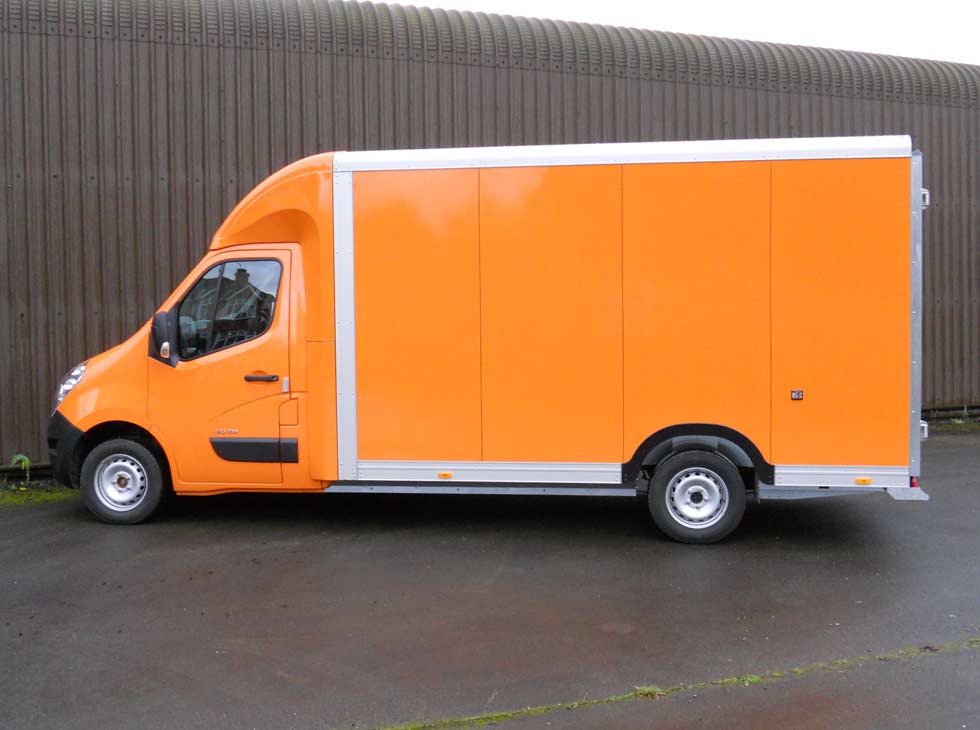4.1 KneeHi High Roof